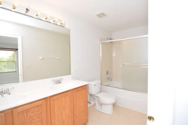 $2,900 | 4756 North Lamon Avenue, Chicago, IL 60630