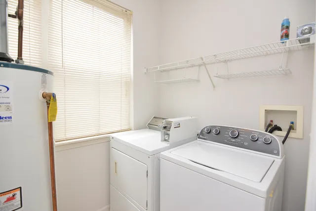 $2,900 | 4756 North Lamon Avenue, Chicago, IL 60630