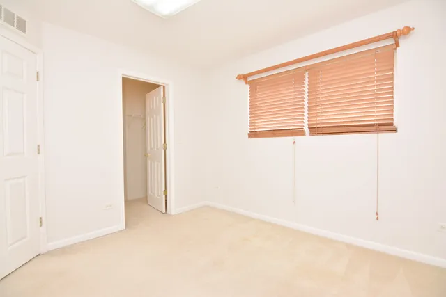 $2,900 | 4756 North Lamon Avenue, Chicago, IL 60630