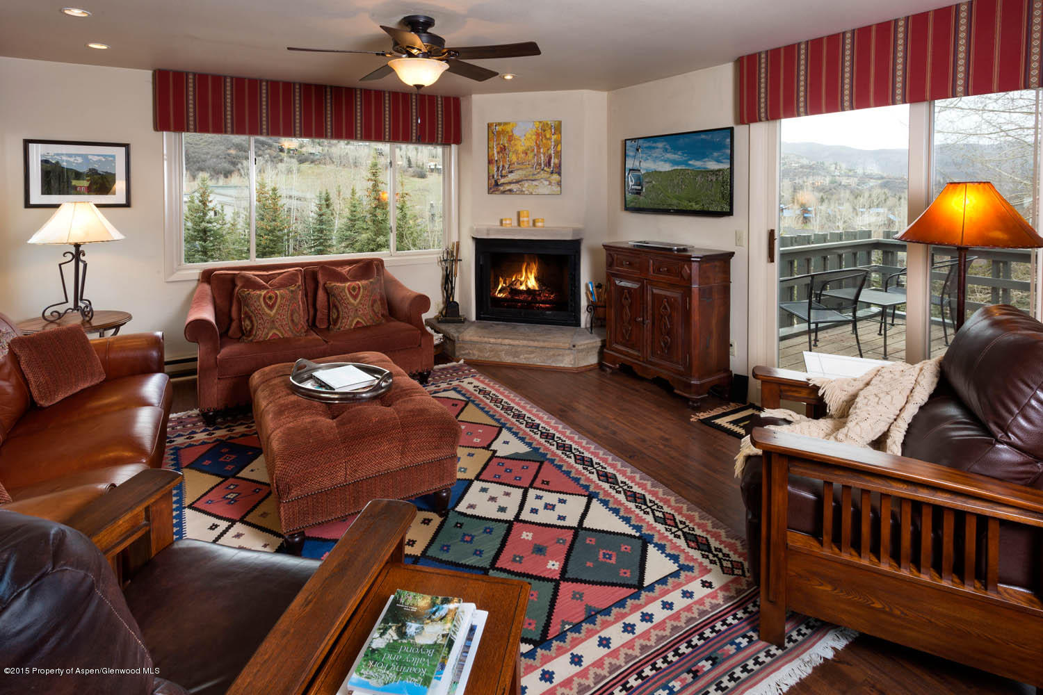300 Meadow Ranch Road Snowmass Village, CO 81615 - Photo 4 of 23 living.jpg