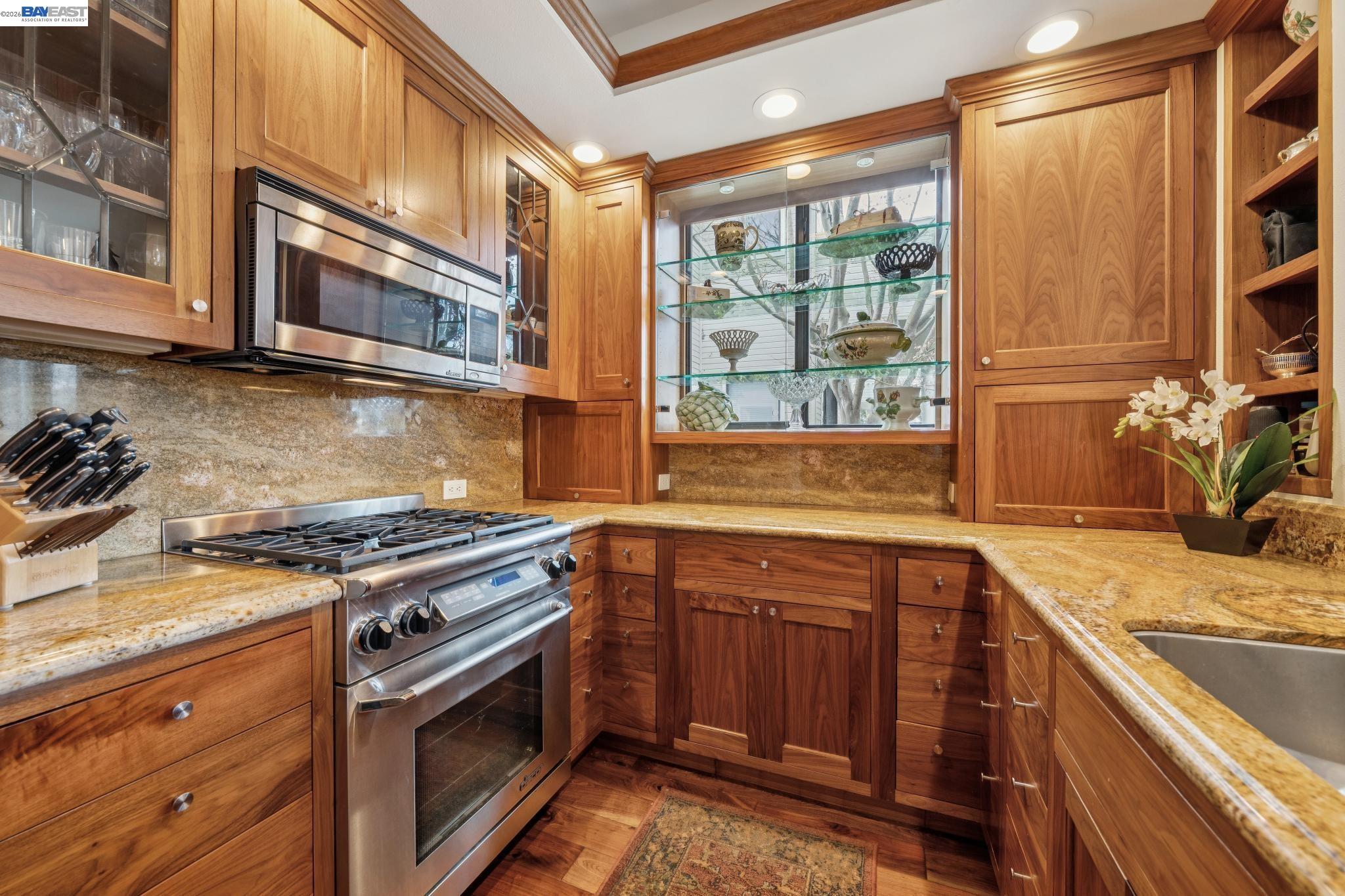 9 Regulus Court Alameda, CA 94501 - Photo 13 of 44