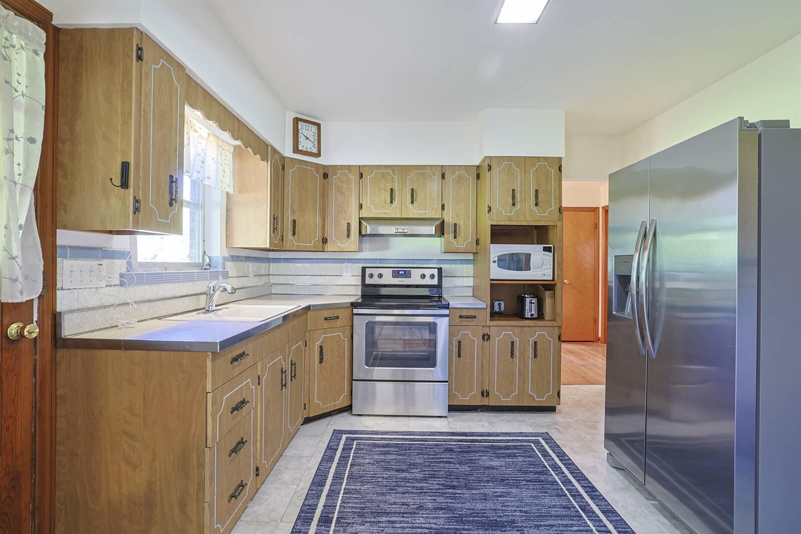 2559 Amsterdam Road Fort Mitchell, KY 41017 - Photo 11 of 34 011-Kitchen