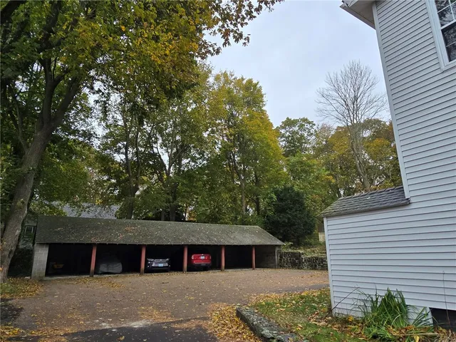 $1,850 | 186 Beach Street, Unit 4, North Kingstown, RI 02852