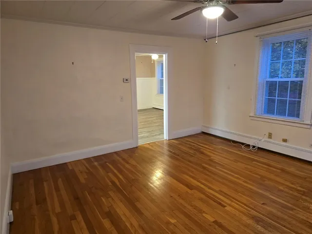 $1,850 | 186 Beach Street, Unit 4, North Kingstown, RI 02852