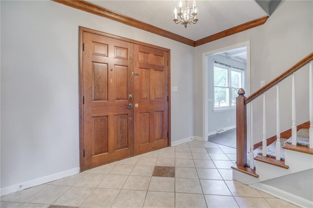 249 Bennington Road Indianapolis, IN 46227 - Photo 5 of 41 Gallery Image 5