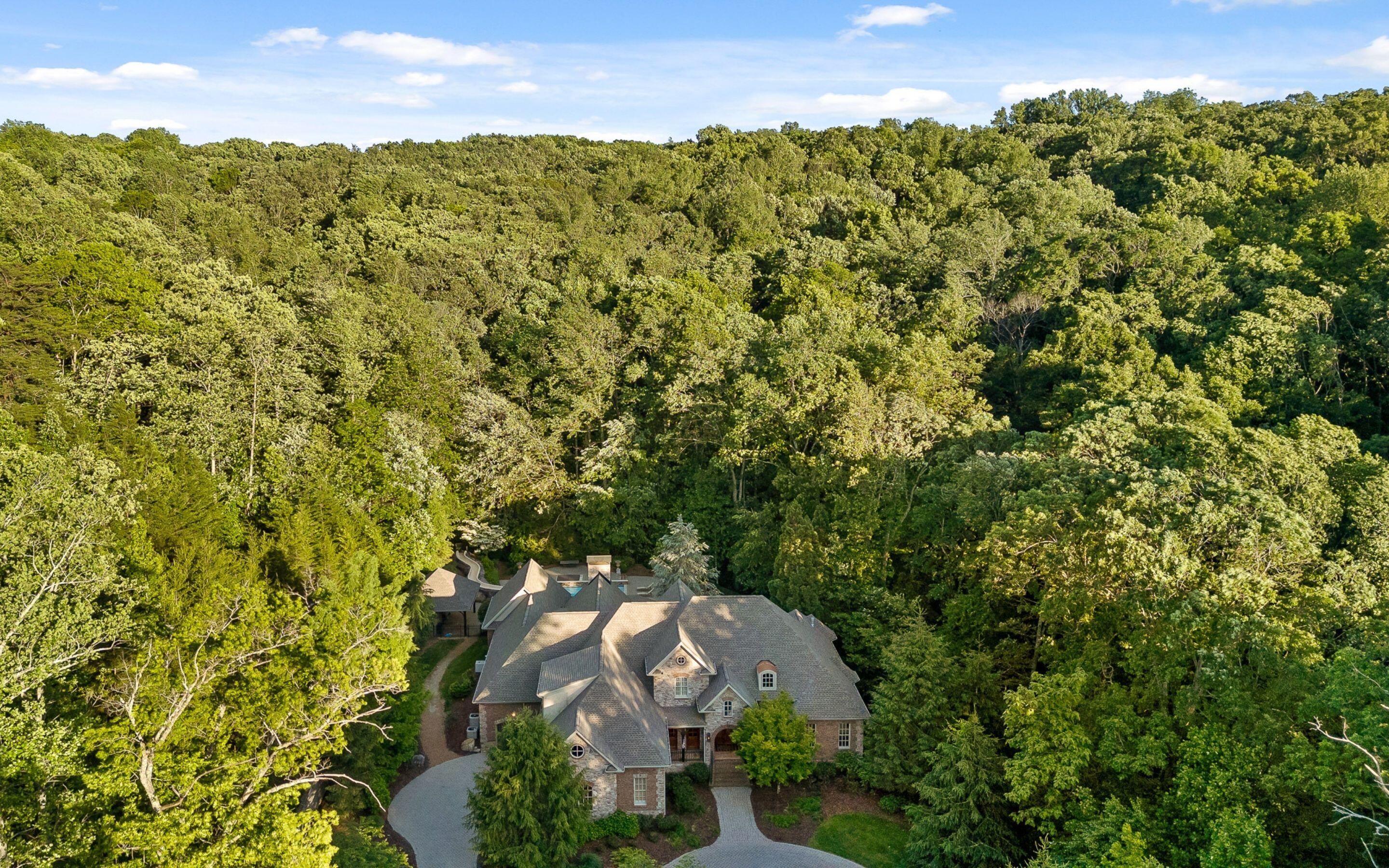 11 St Nicholas Way Signal Mountain, TN 37377 - Photo 1 of 56 Welcome to Luxury