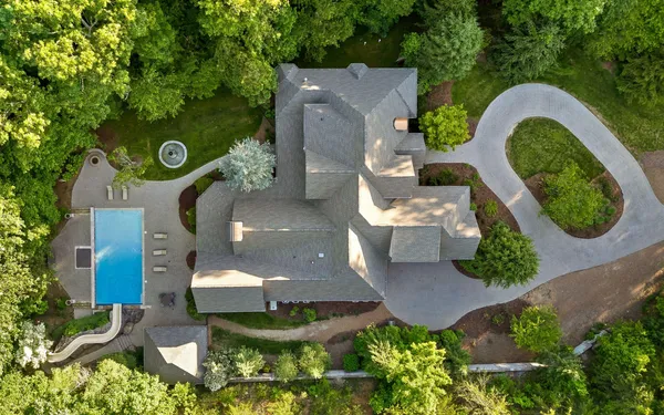 $2,950,000 | 11 St Nicholas Way, Signal Mountain, TN 37377