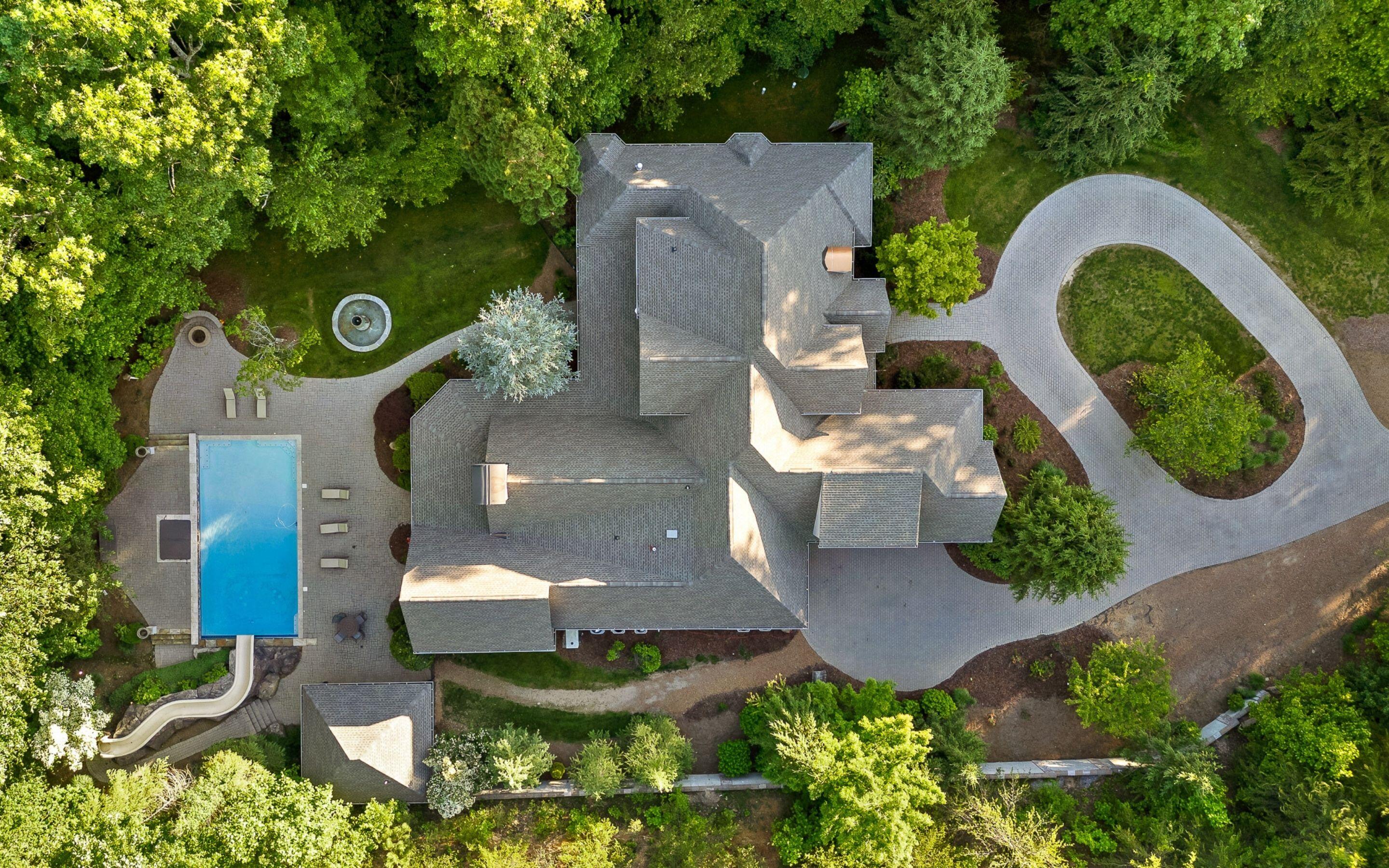 11 St Nicholas Way Signal Mountain, TN 37377 - Photo 2 of 62 Mountain Estate