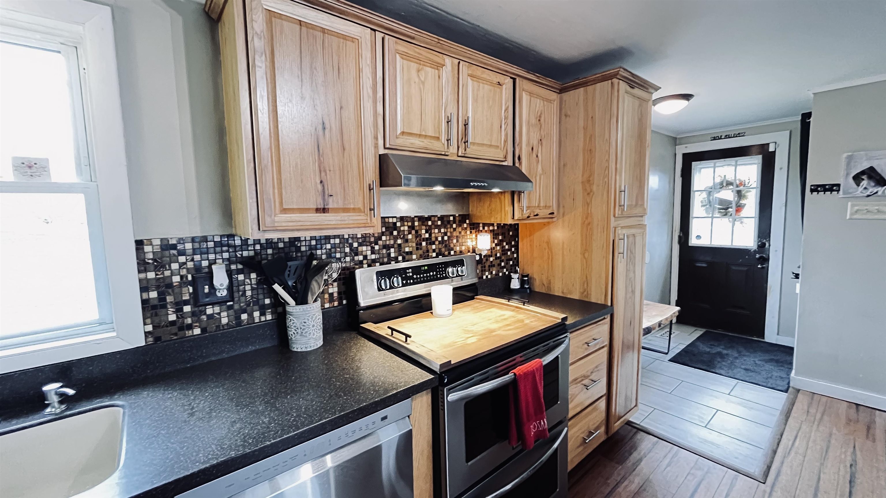 623 East Village Road Waterford, VT 05819 - Photo 7 of 49