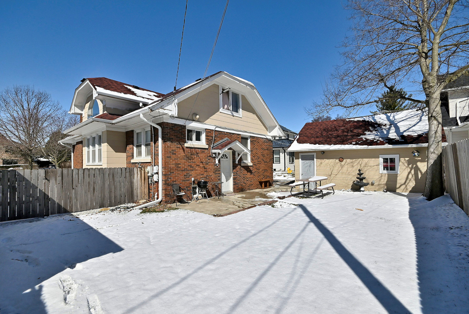 8 South Commonwealth Avenue Aurora, IL 60506 - Photo 24 of 24