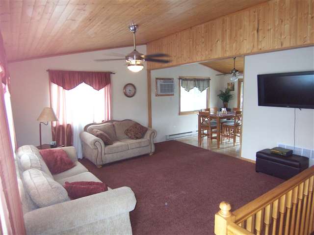 225 Hillside Road Bay View Gardens, IL 61611 - Photo 4 of 9 Gallery Image 4