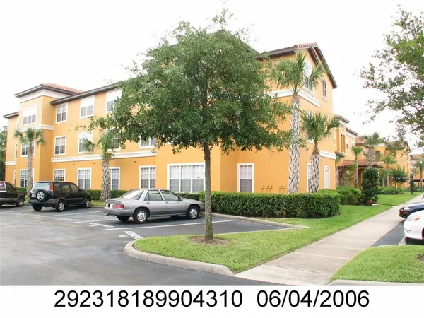 $1,600 | 5459 Vineland Road, Unit 4310, Orlando, FL 32811
