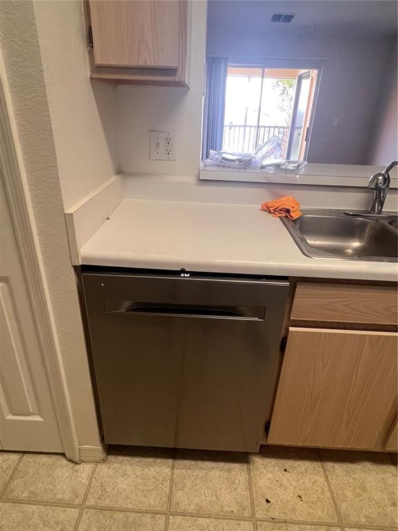 5459 Vineland Road, Unit 4310 Orlando, FL 32811 - Photo 8 of 11