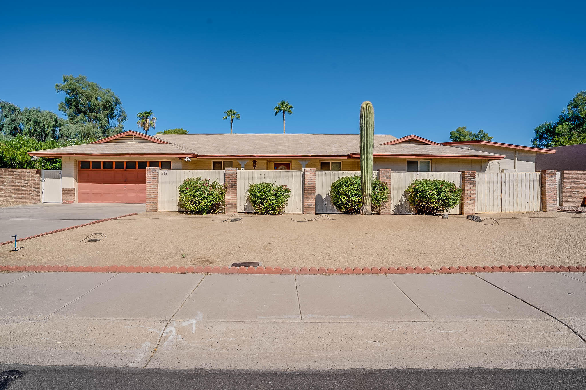 512 West Thunderbird Road Phoenix, AZ 85023 - Photo 1 of 24 photo_01