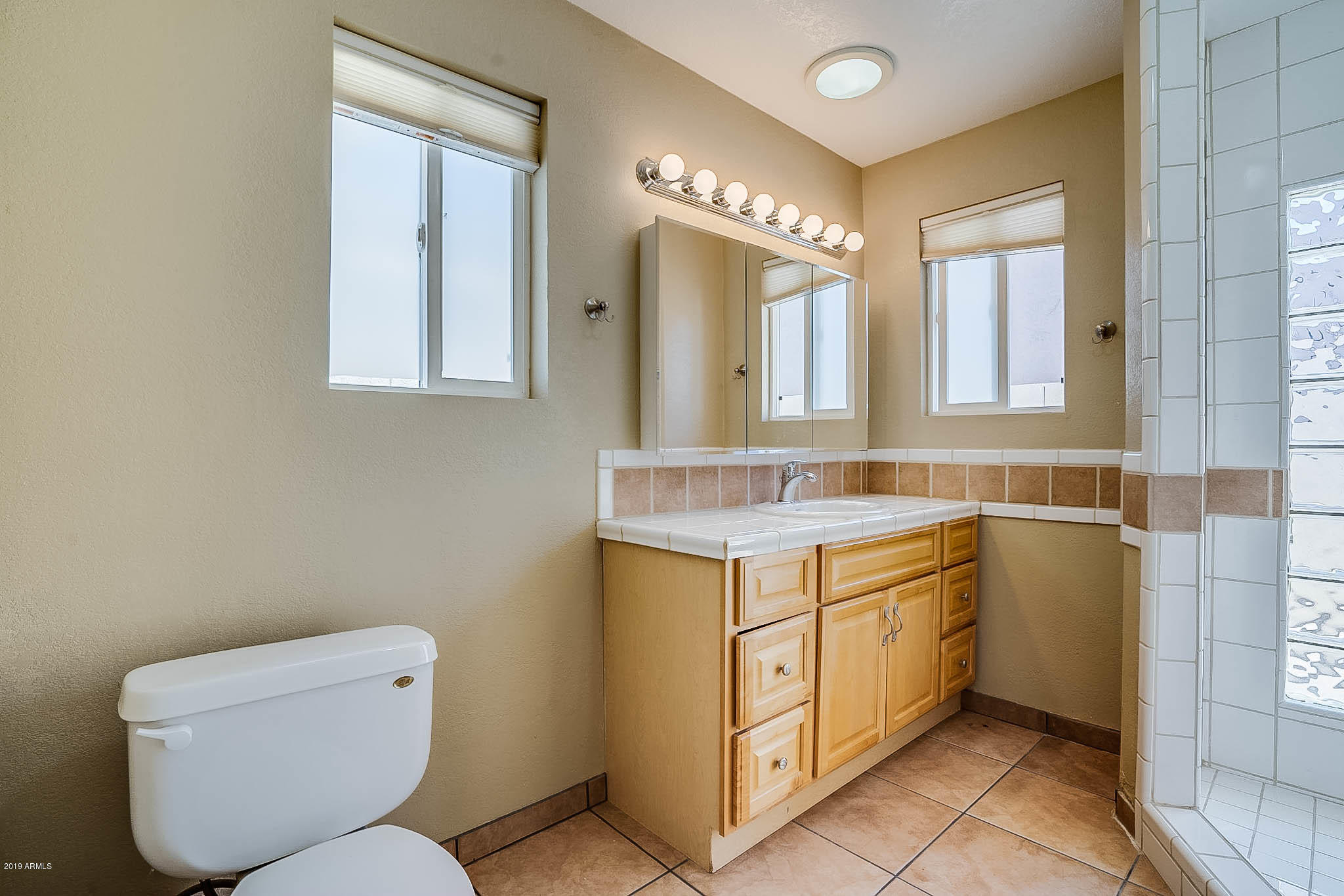 512 West Thunderbird Road Phoenix, AZ 85023 - Photo 14 of 24 photo_14