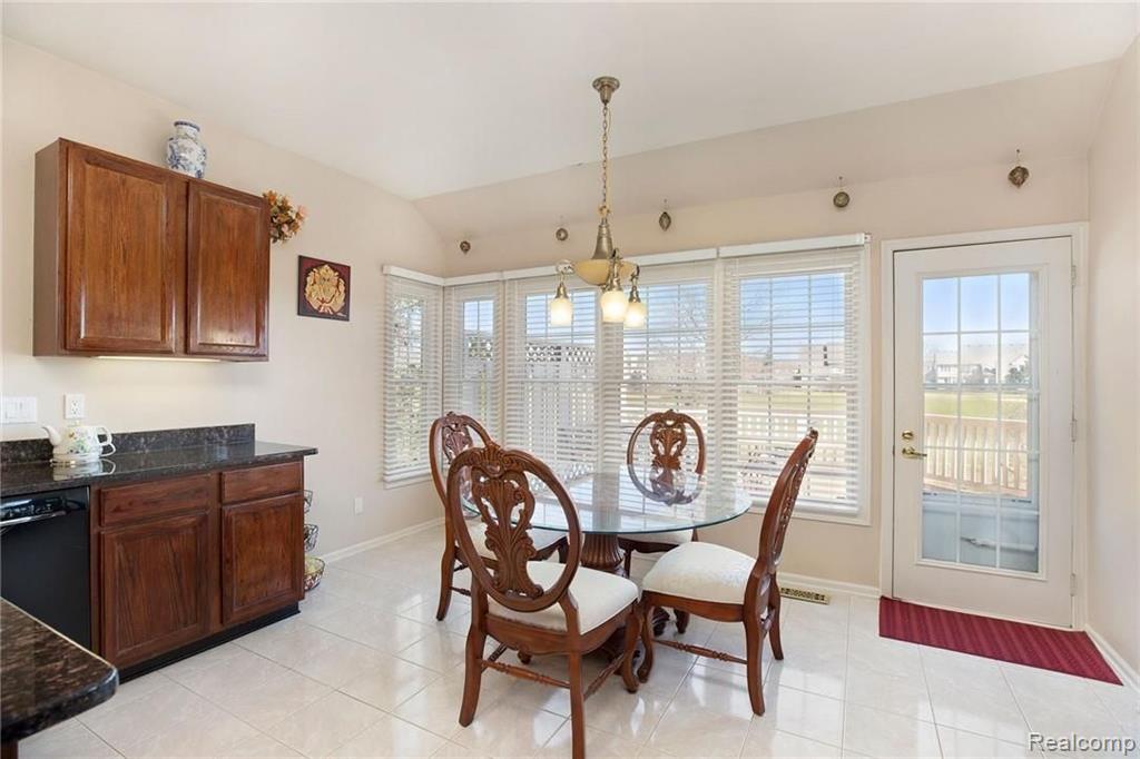46970 Eastbourne Road Canton, MI 48188 - Photo 17 of 41