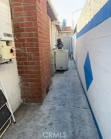 a view of a storage & utility room