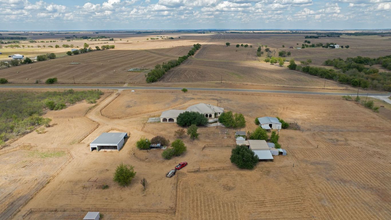 22300 Farm To Market Road 971 Granger, TX 76530 - Photo 4 of 37 a view of beach and ocean