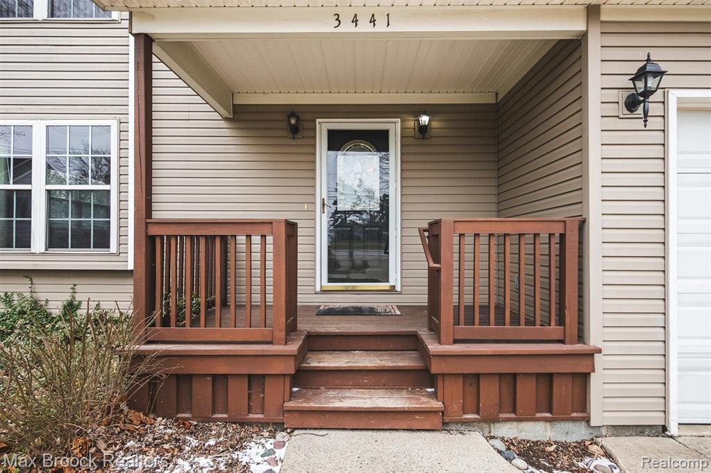 3441 West Auburn Road Rochester Hills, MI 48309 - Photo 4 of 34
