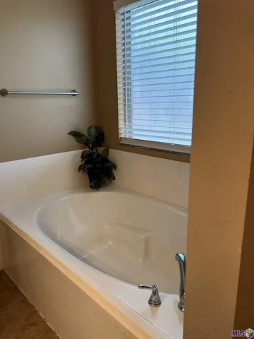 $1,825 | 1640 San Miguel Drive, St. Gabriel, LA 70776