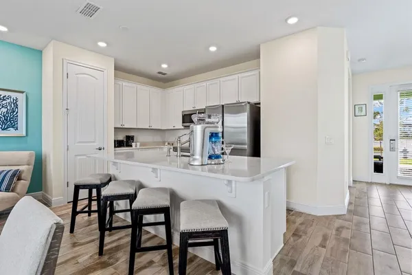 $3,400 | 2979 Castaway Lane, Kissimmee, FL 34747