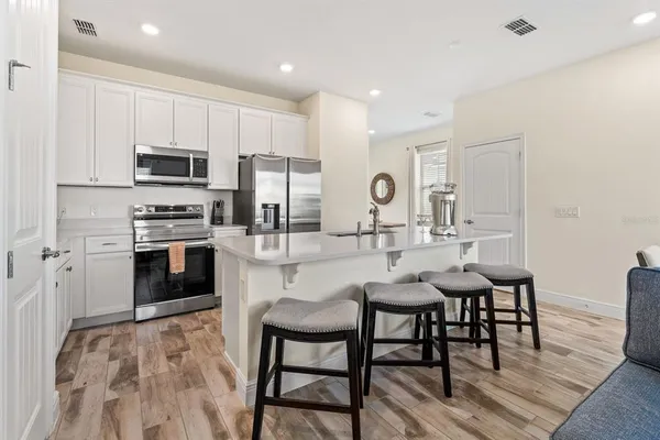 $3,400 | 2979 Castaway Lane, Kissimmee, FL 34747