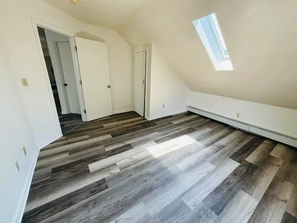 $1,675 | 201 Oakland Avenue, Unit 3, Providence, RI 02908