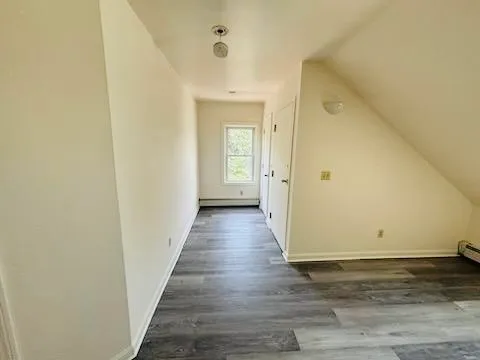 $1,675 | 201 Oakland Avenue, Unit 3, Providence, RI 02908