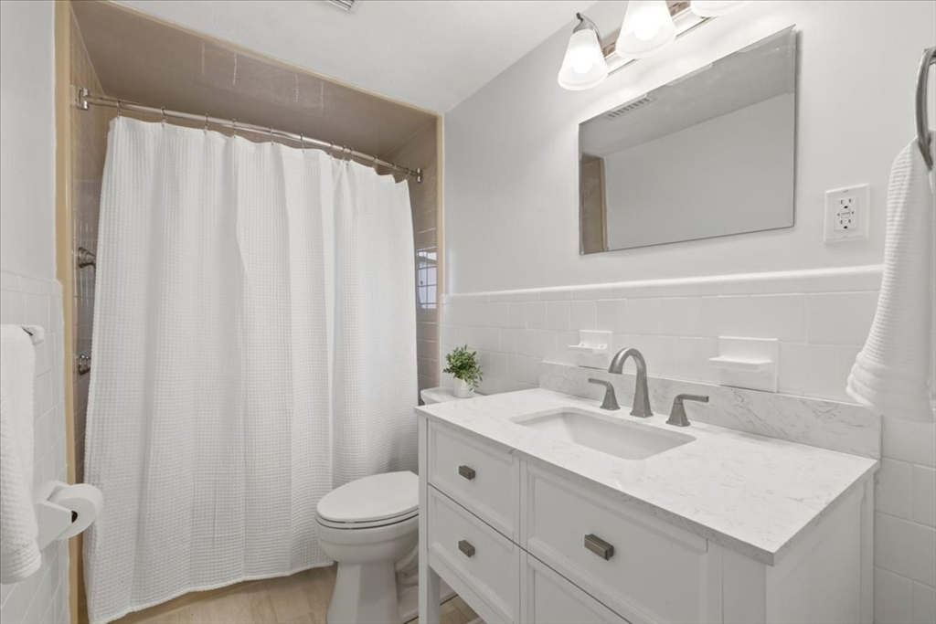 32 Essex Road Sharon, MA 02067 - Photo 14 of 30