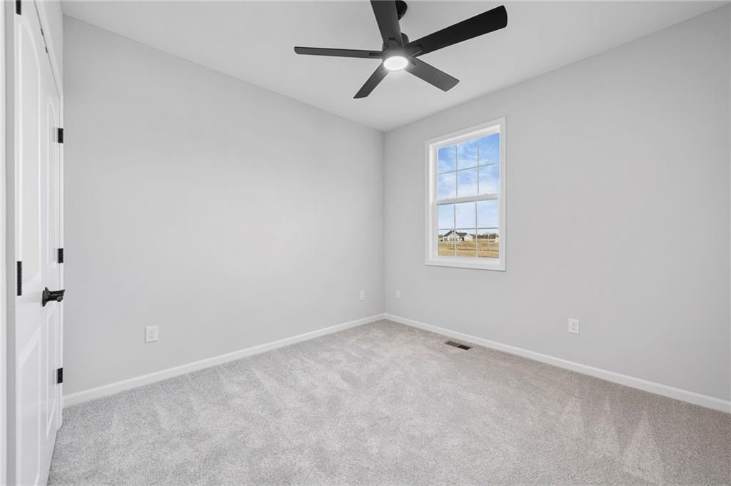 14552 Amanda Lane Basehor, KS 66007 - Photo 17 of 56