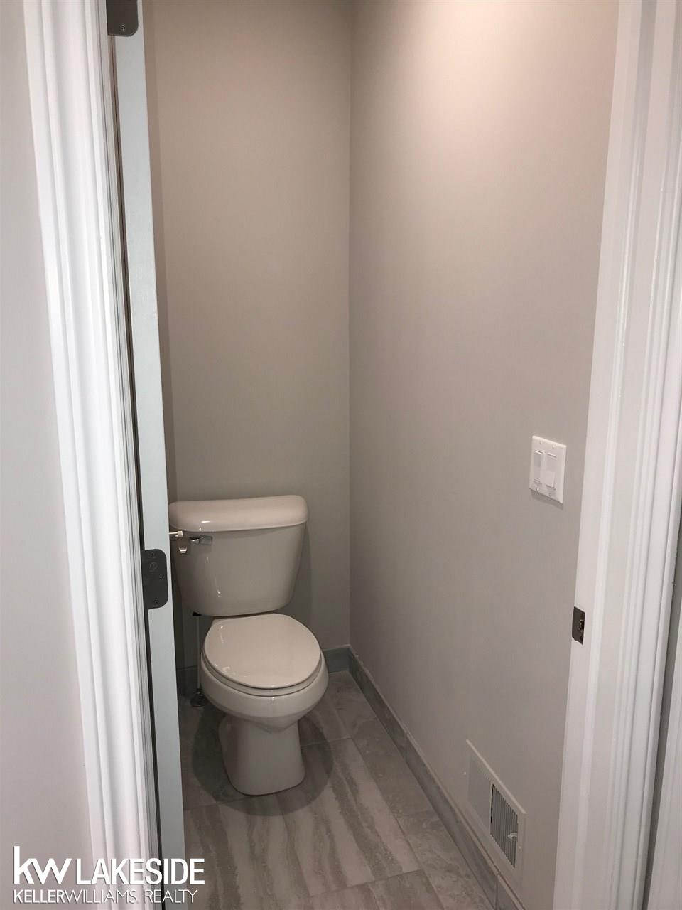 1900 Rosati Court Rochester Hills, MI 48307 - Photo 30 of 49