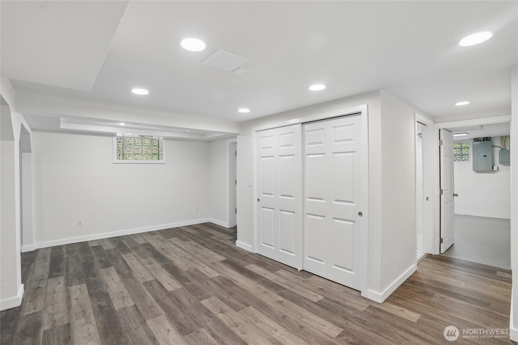 3004 Southwest Barton Street Seattle, WA 98126 - Photo 27 of 40