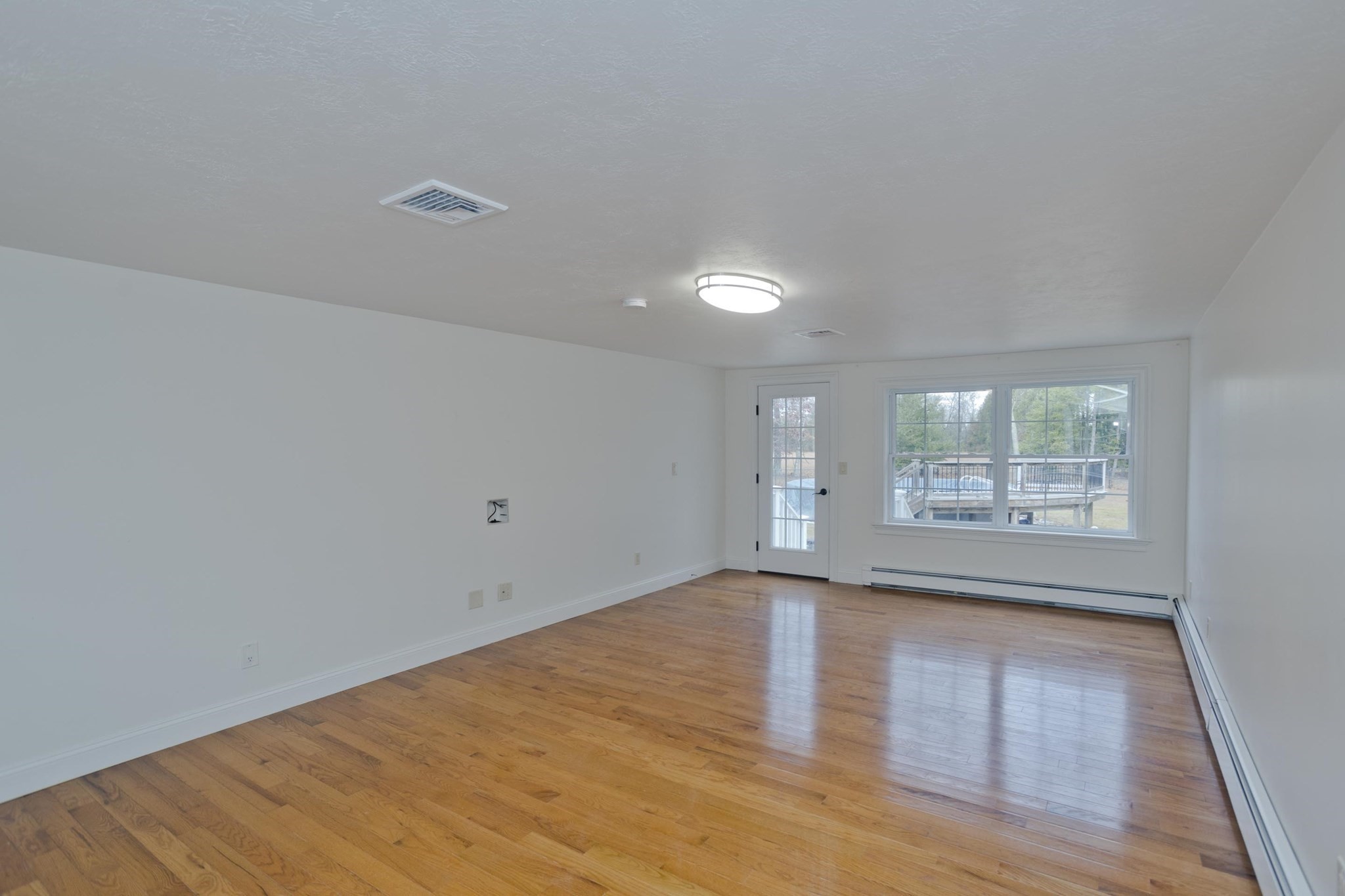 1066 Piper Road West Springfield, MA 01089 - Photo 7 of 39 Gallery Image 7