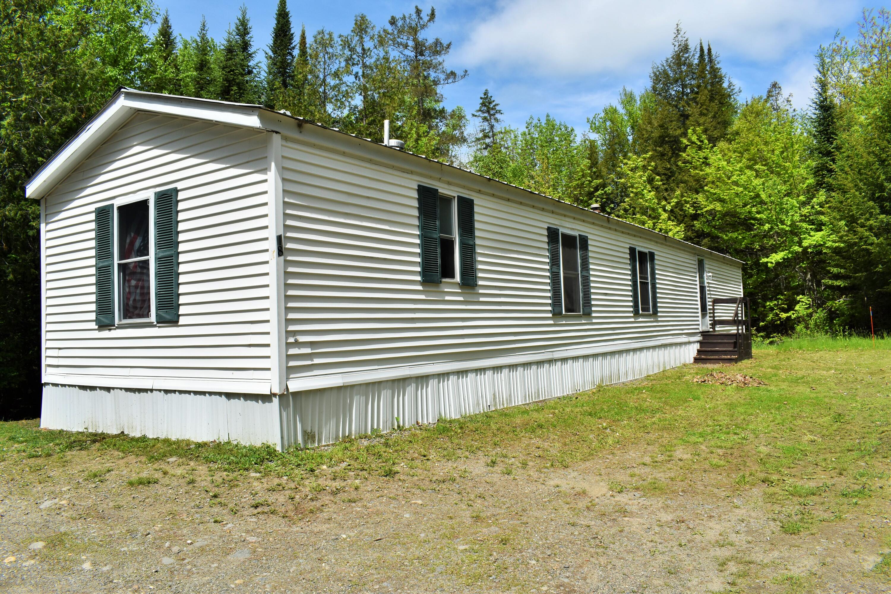 18 Raymond Road Palmyra, ME 04965 - Photo 1 of 25 1
