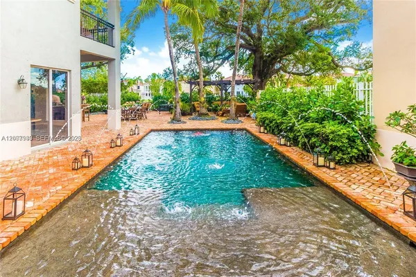 $16,800 | 19471 Northeast 14th Court, Miami, FL 33179