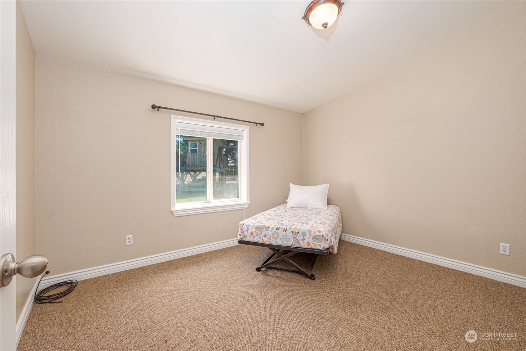 14196 Dodson Road Northwest Ephrata, WA 98823 - Photo 11 of 24 Gallery Image 11