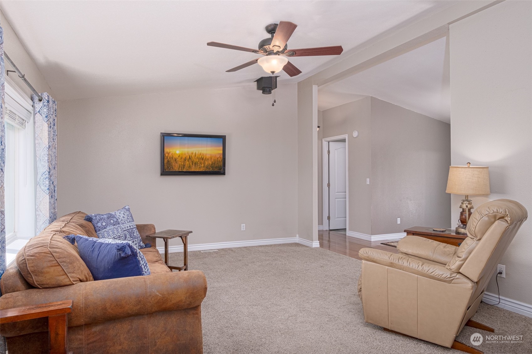 14196 Dodson Road Northwest Ephrata, WA 98823 - Photo 3 of 24 Gallery Image 3