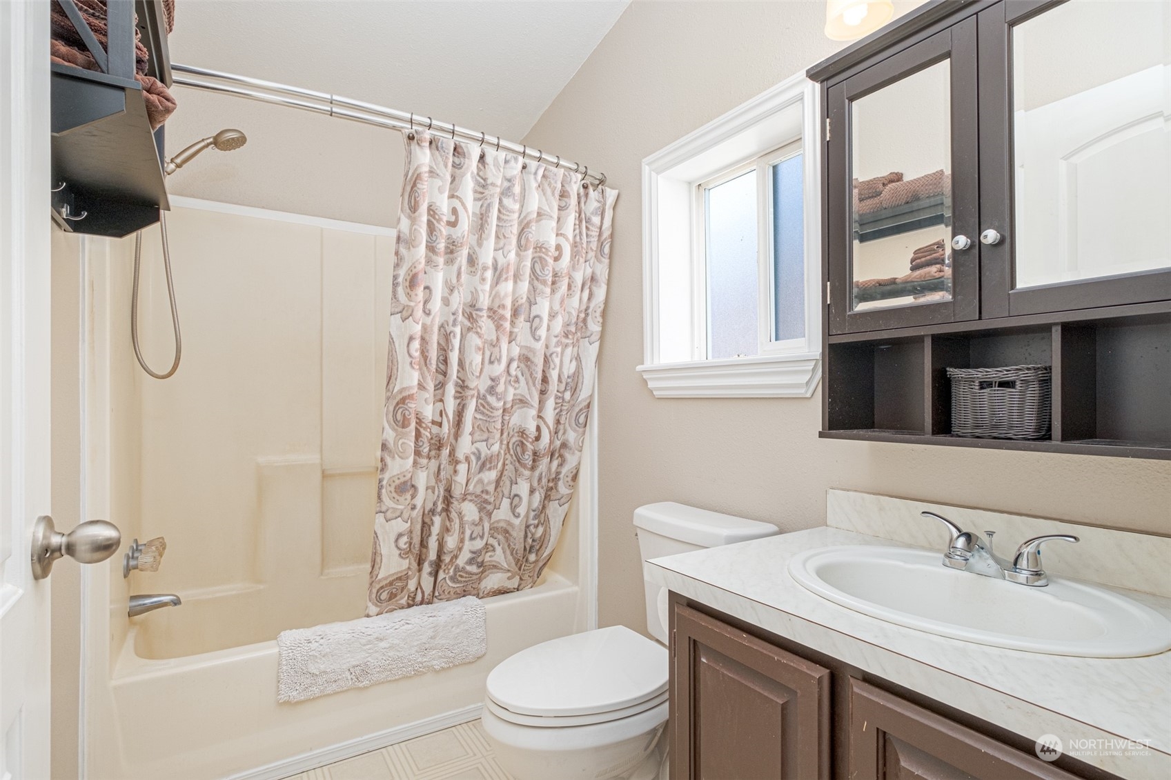 14196 Dodson Road Northwest Ephrata, WA 98823 - Photo 9 of 24 Gallery Image 9