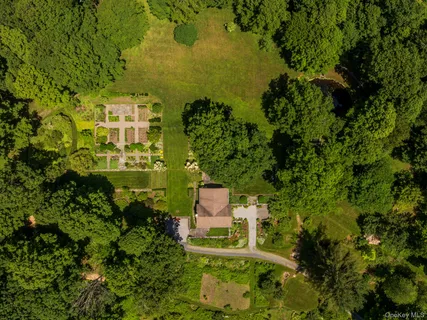 $995,000 | 447 Butts Hollow Road, Dover Plains, NY 12522