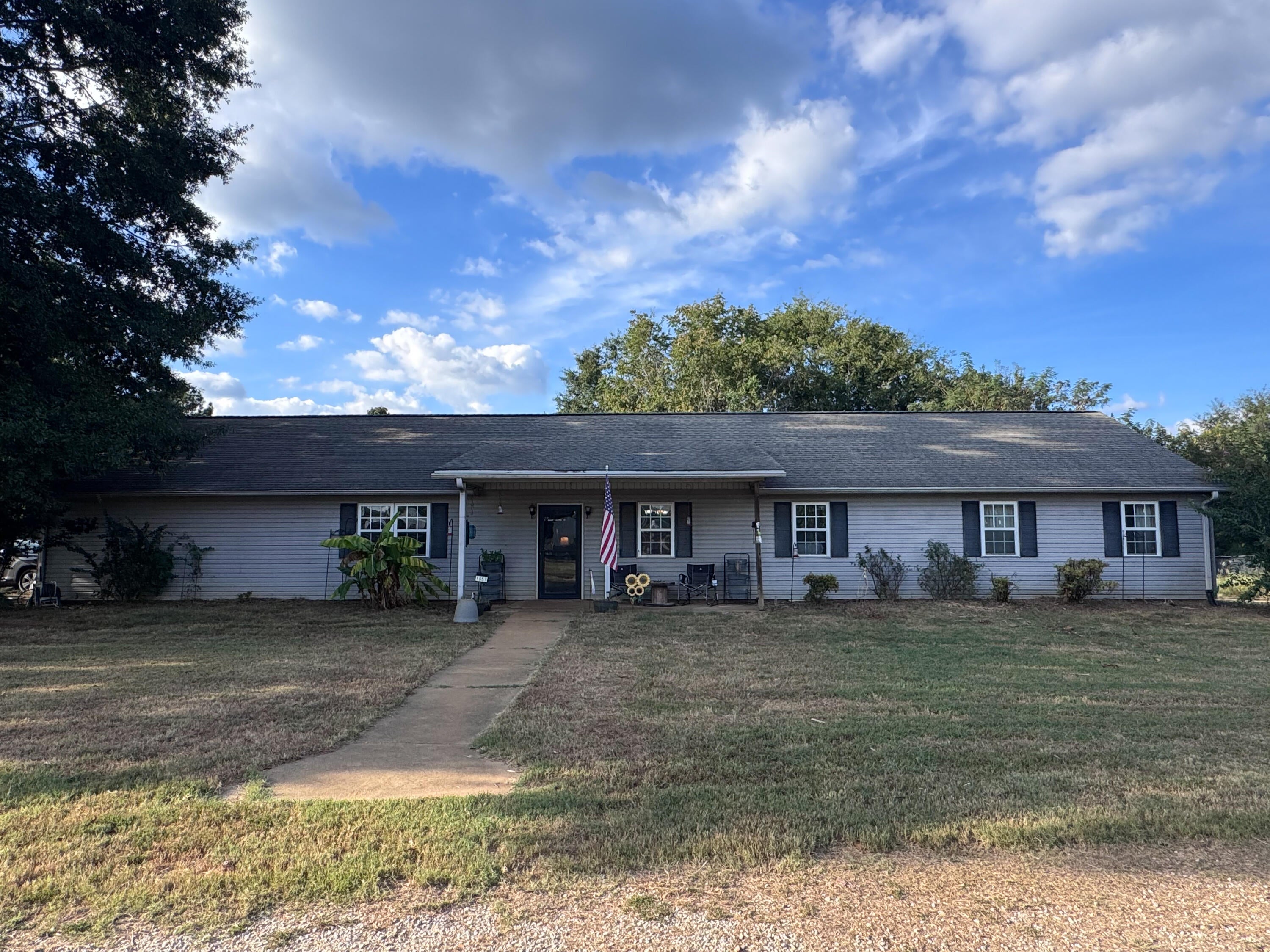 1057 Rowland Road Pontotoc, MS 38863 - Photo 1 of 29 Gallery Image 1