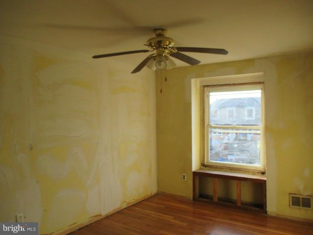 2139 Cockspur Road Baltimore, MD 21220 - Photo 11 of 16 Bedroom