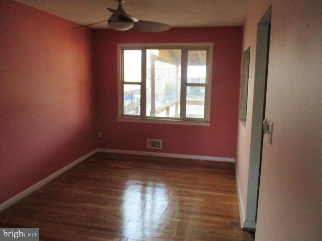2139 Cockspur Road Baltimore, MD 21220 - Photo 4 of 16 Dining Room