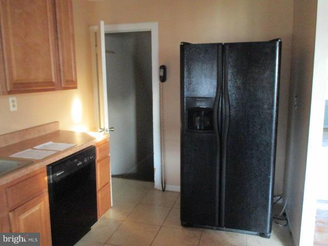 2139 Cockspur Road Baltimore, MD 21220 - Photo 5 of 16 Kitchen