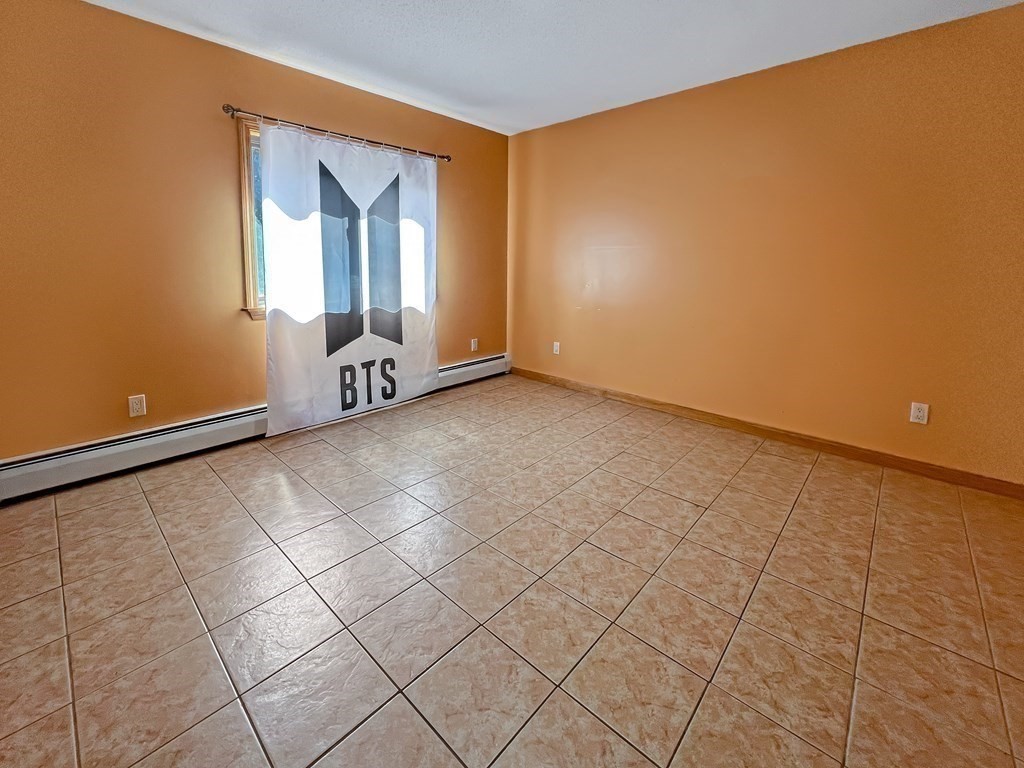 43 Hiatt Street Fall River, MA 02721 - Photo 21 of 38 Gallery Image 21