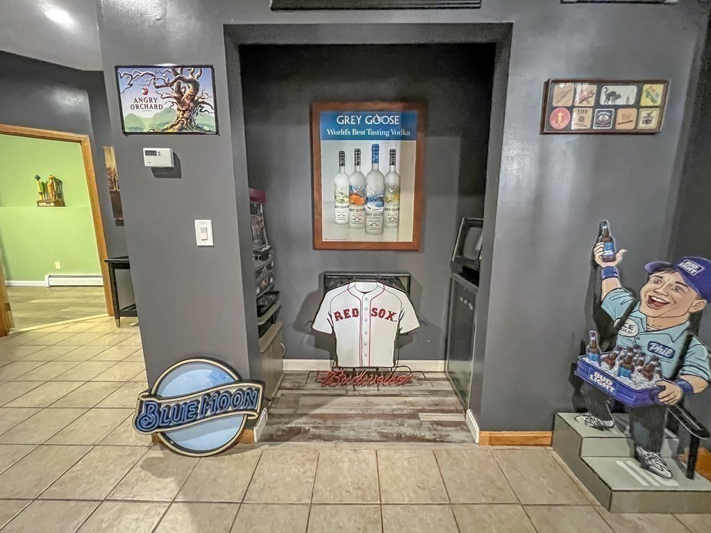 43 Hiatt Street Fall River, MA 02721 - Photo 27 of 38 Gallery Image 27