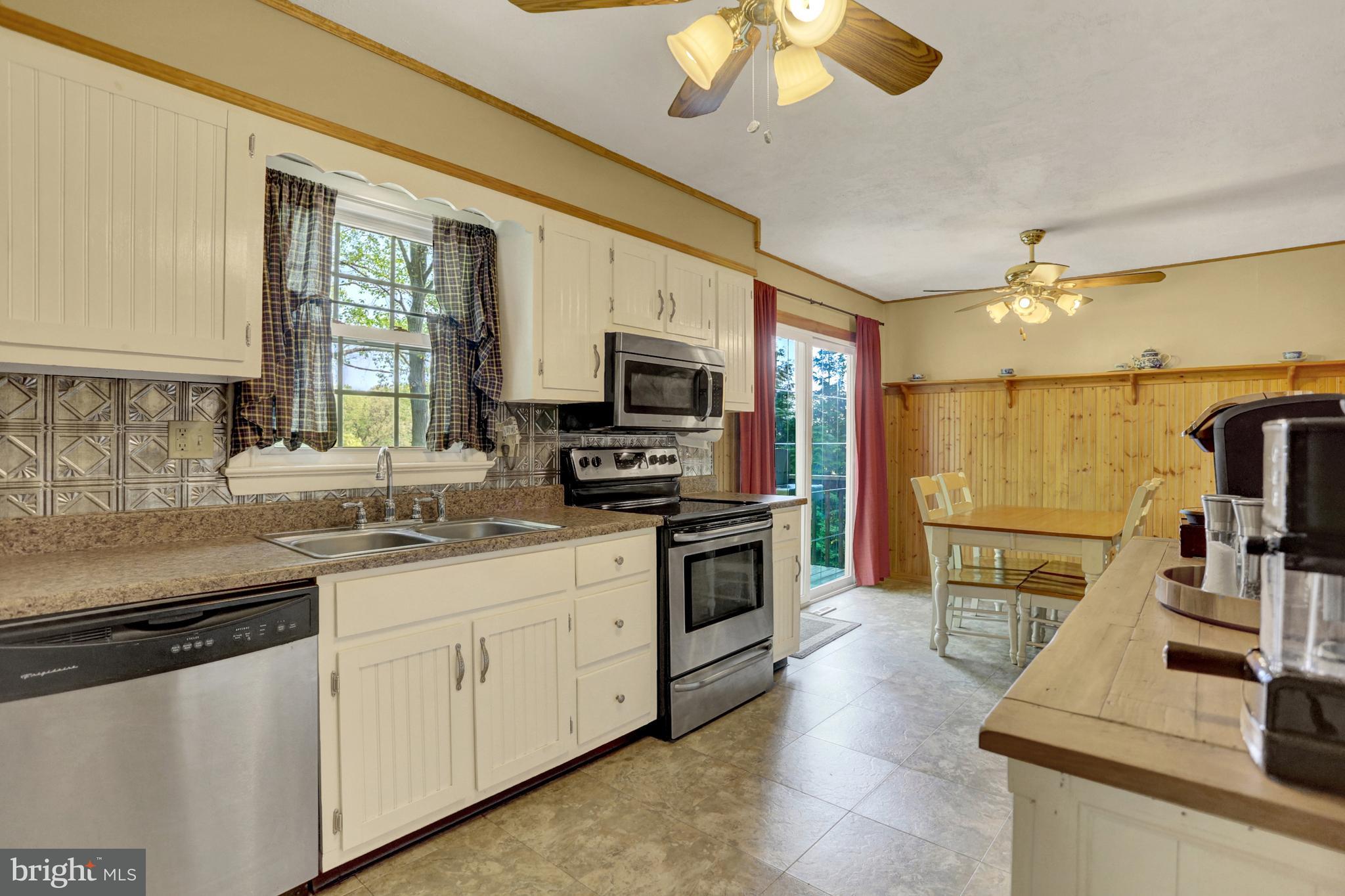 6780 Conway Road Harrisburg, PA 17111 - Photo 12 of 33 Gallery Image 12