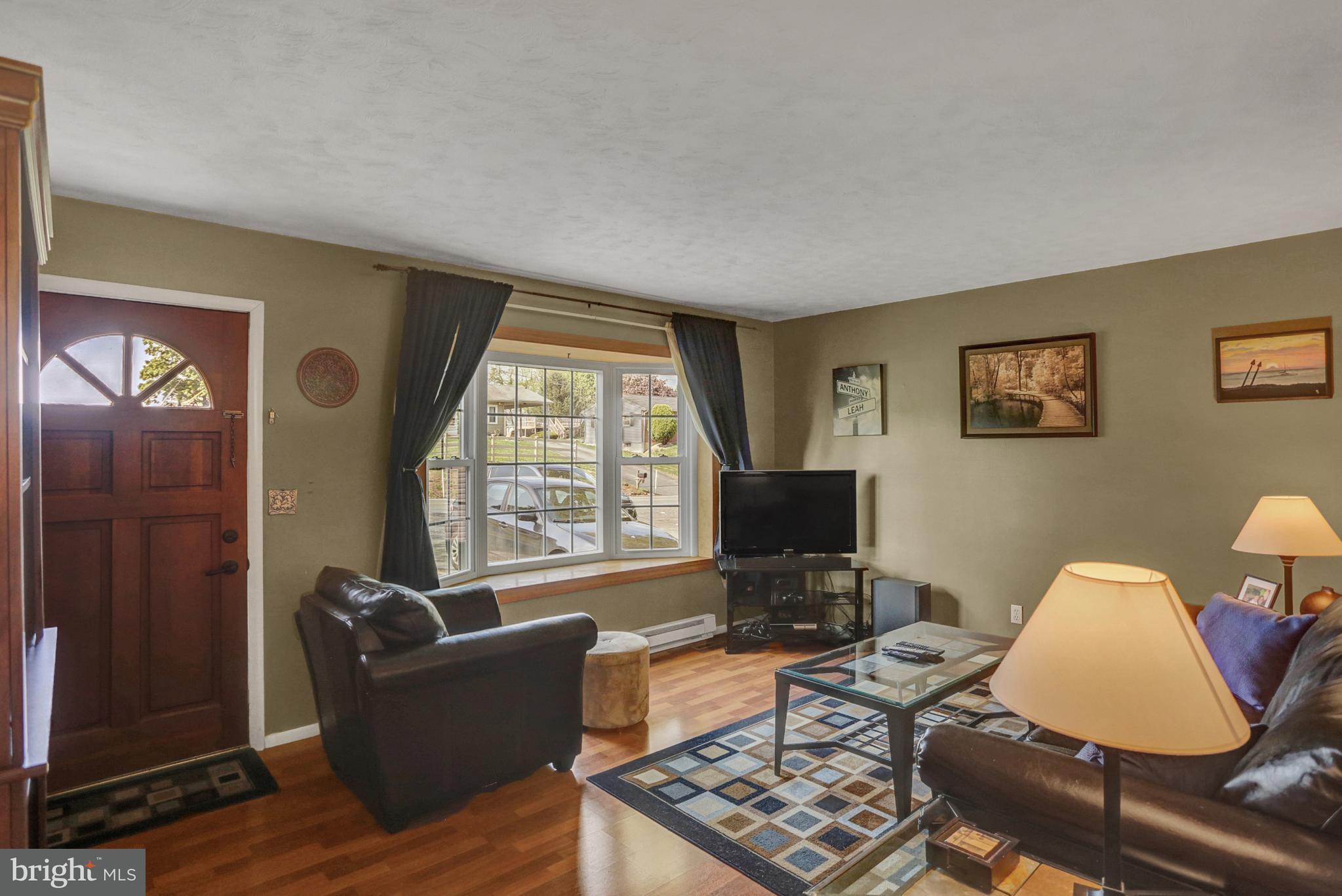6780 Conway Road Harrisburg, PA 17111 - Photo 6 of 33 Gallery Image 6