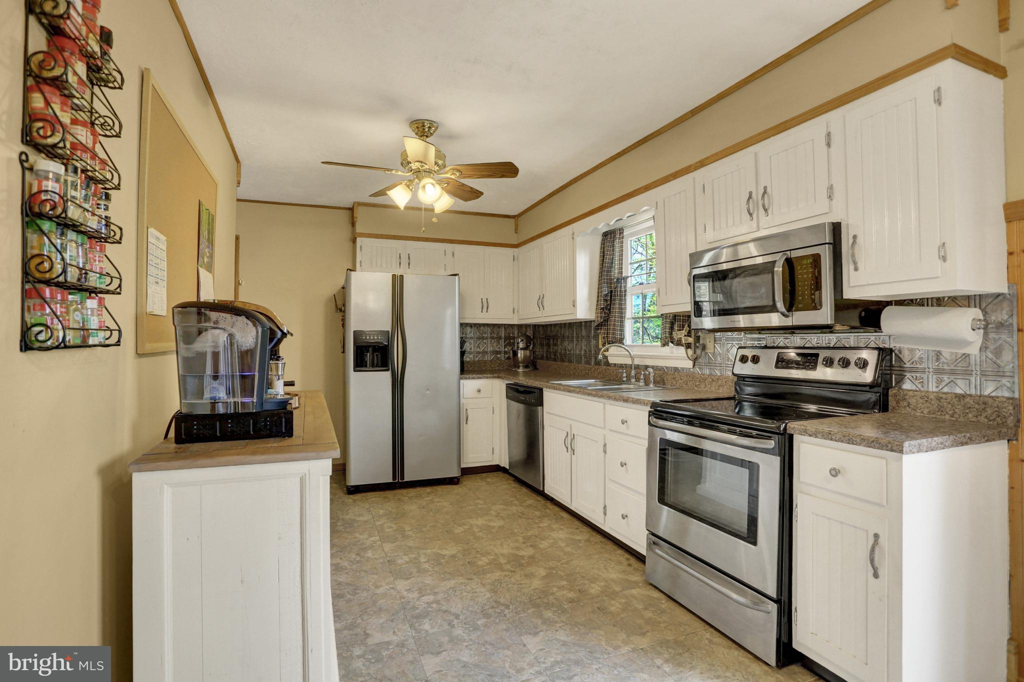 6780 Conway Road Harrisburg, PA 17111 - Photo 10 of 33 Gallery Image 10
