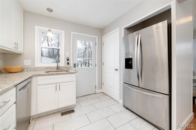 $250,000 | 206 Eldridge Avenue, Rock Hill, MO 63119