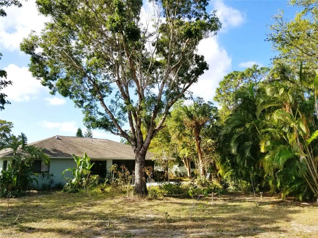 9417 Pineapple Road Fort Myers, FL 33967 - Photo 3 of 20 Gallery Image 3